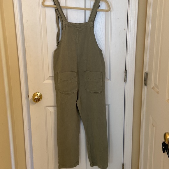 Style Rack overalls. - Picture 3 of 7